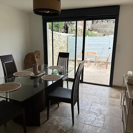 Maison De Bourg *